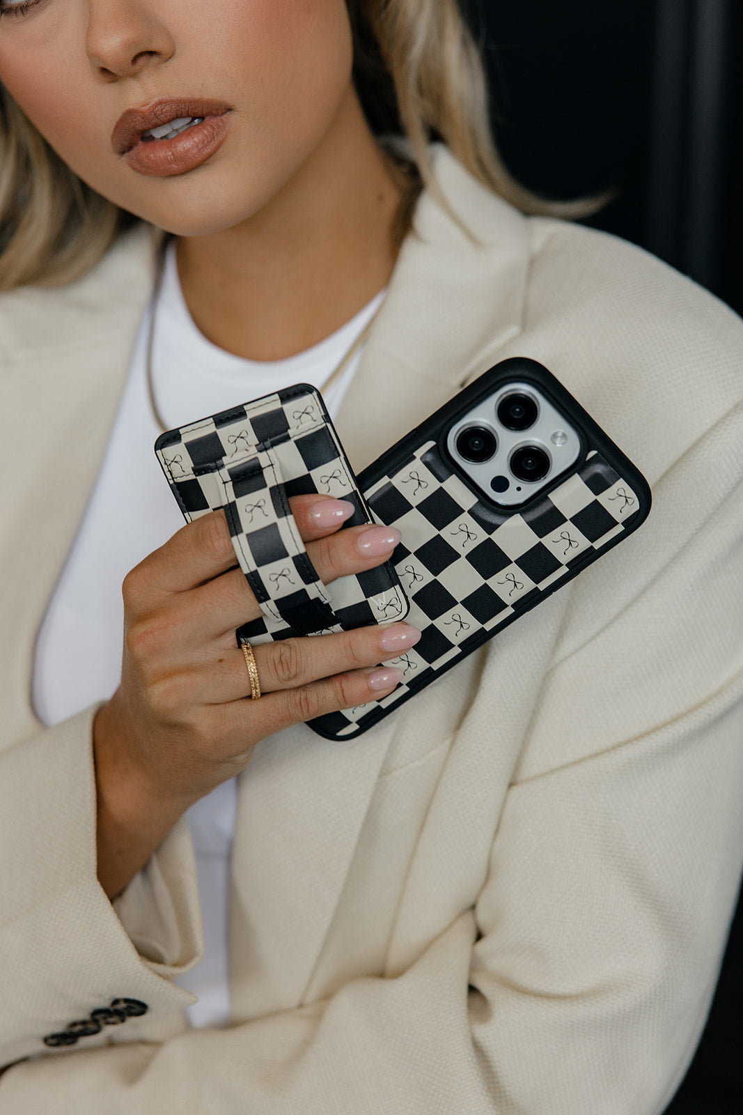 Bow Noir Magnetic Case - Buttercup Lynne Boutique