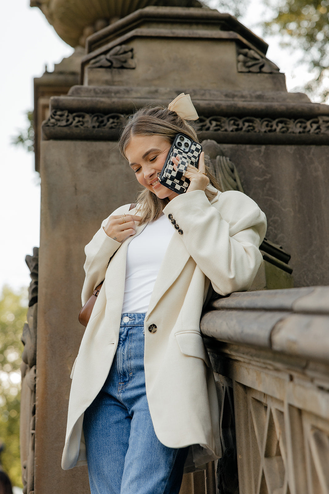 Bow Noir Magnetic Case - Buttercup Lynne Boutique