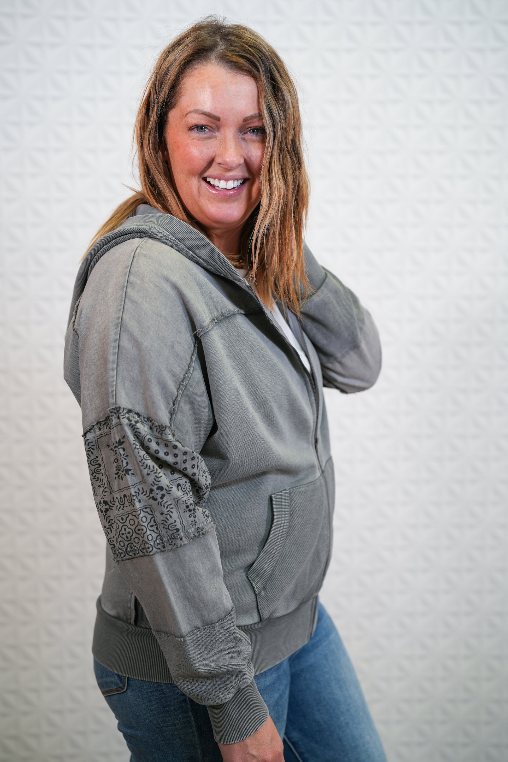 Mineral Washed Terry Zippered Hoodie - Buttercup Lynne Boutique
