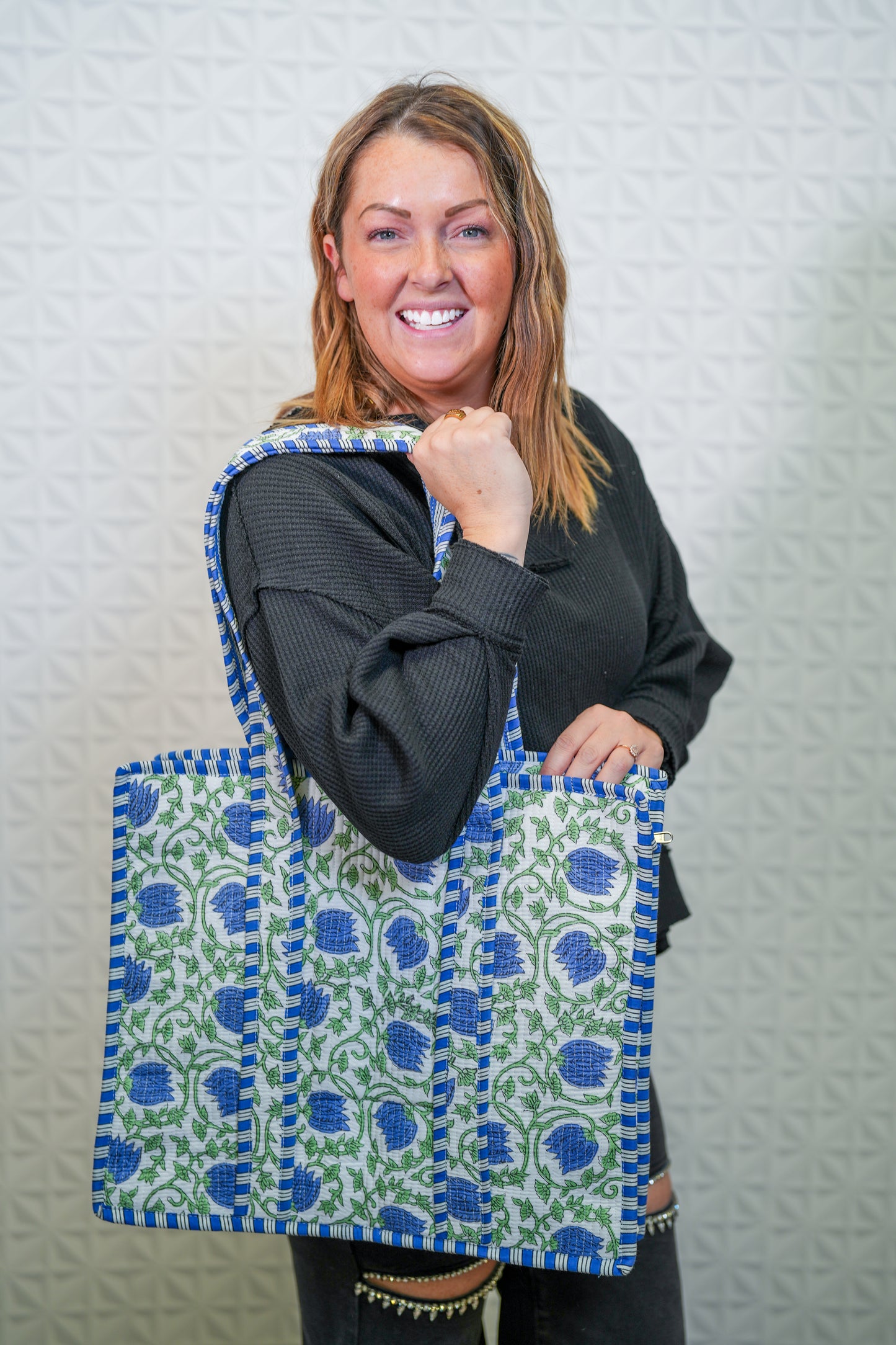 Farylina Quilted Tote Bag - Buttercup Lynne Boutique