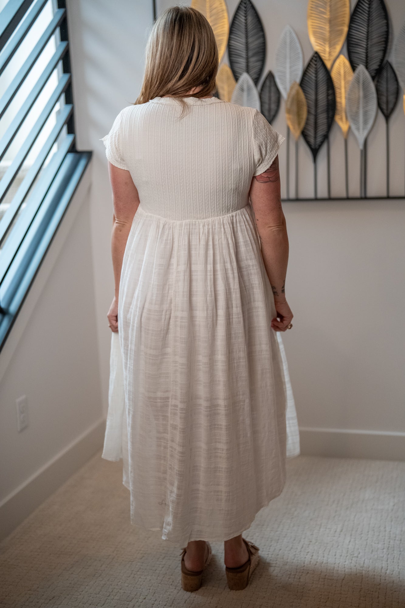 Oli & Hali Washed Cream Hi-Low Maxi Dress – Short Sleeve - Buttercup Lynne Boutique