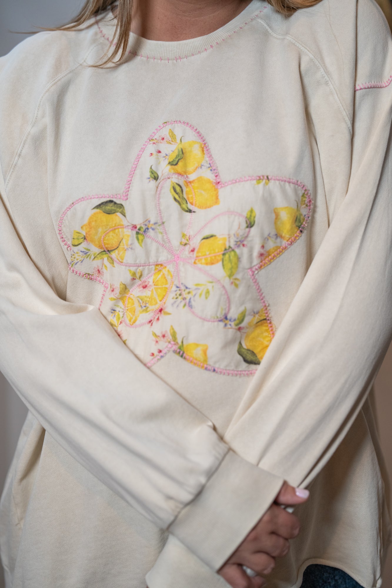 Easel Star Patch Terry Pullover