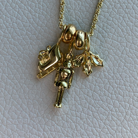 Jolly Holly Charm - Buttercup Lynne Boutique