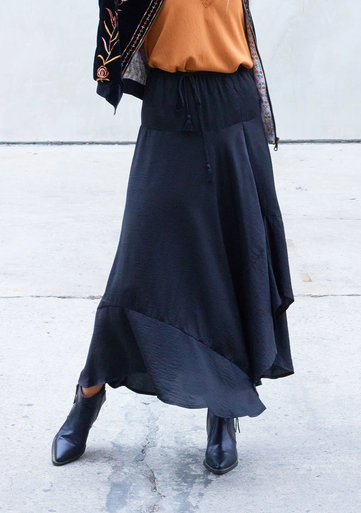 Black Handkerchief Hem Satin Maxi Skirt – Boho Flowy  Lovestitch