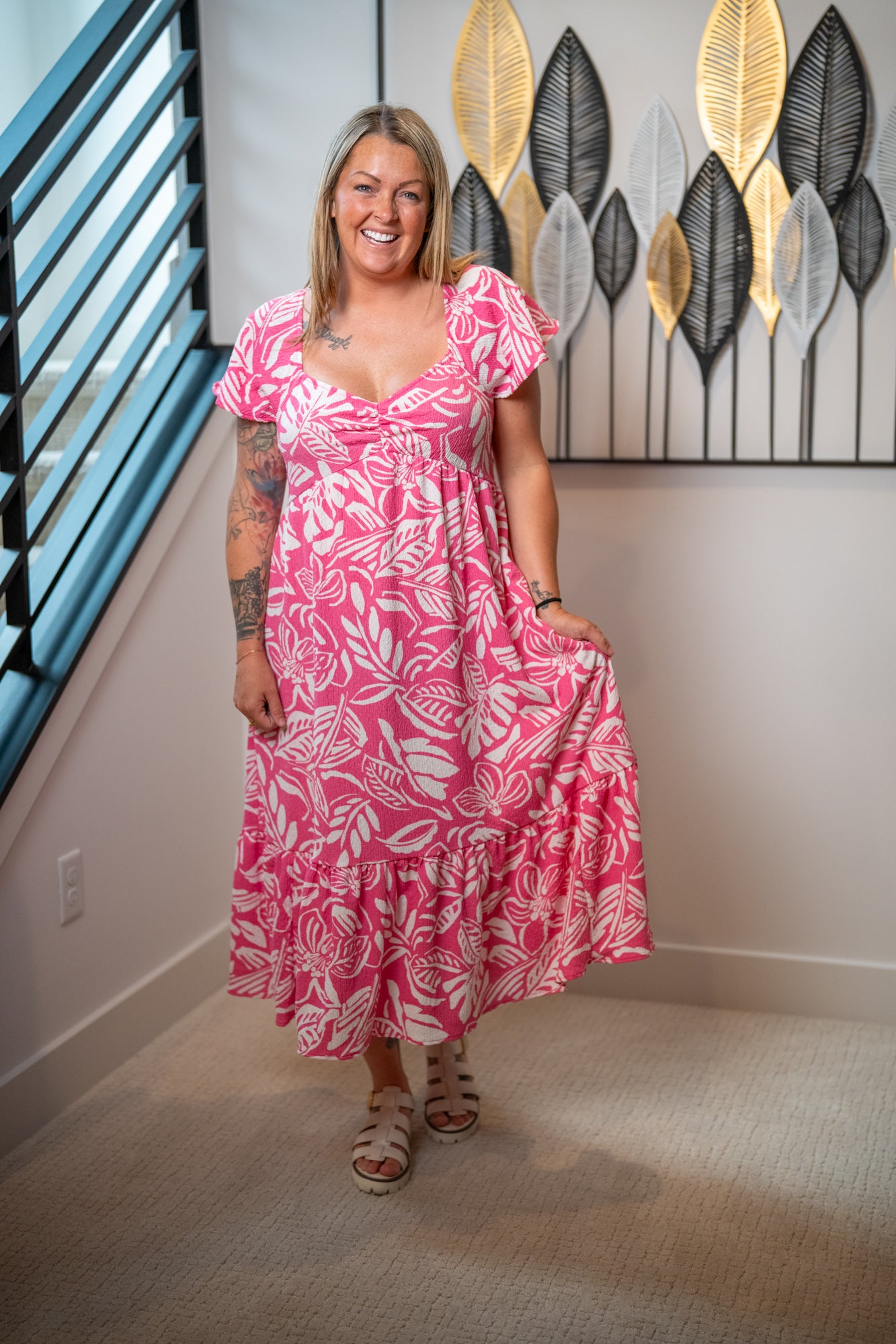 easel maxi dress Easel Tropical Print Maxi Dress – Vacation-Ready Style Medium / Malibu Pink