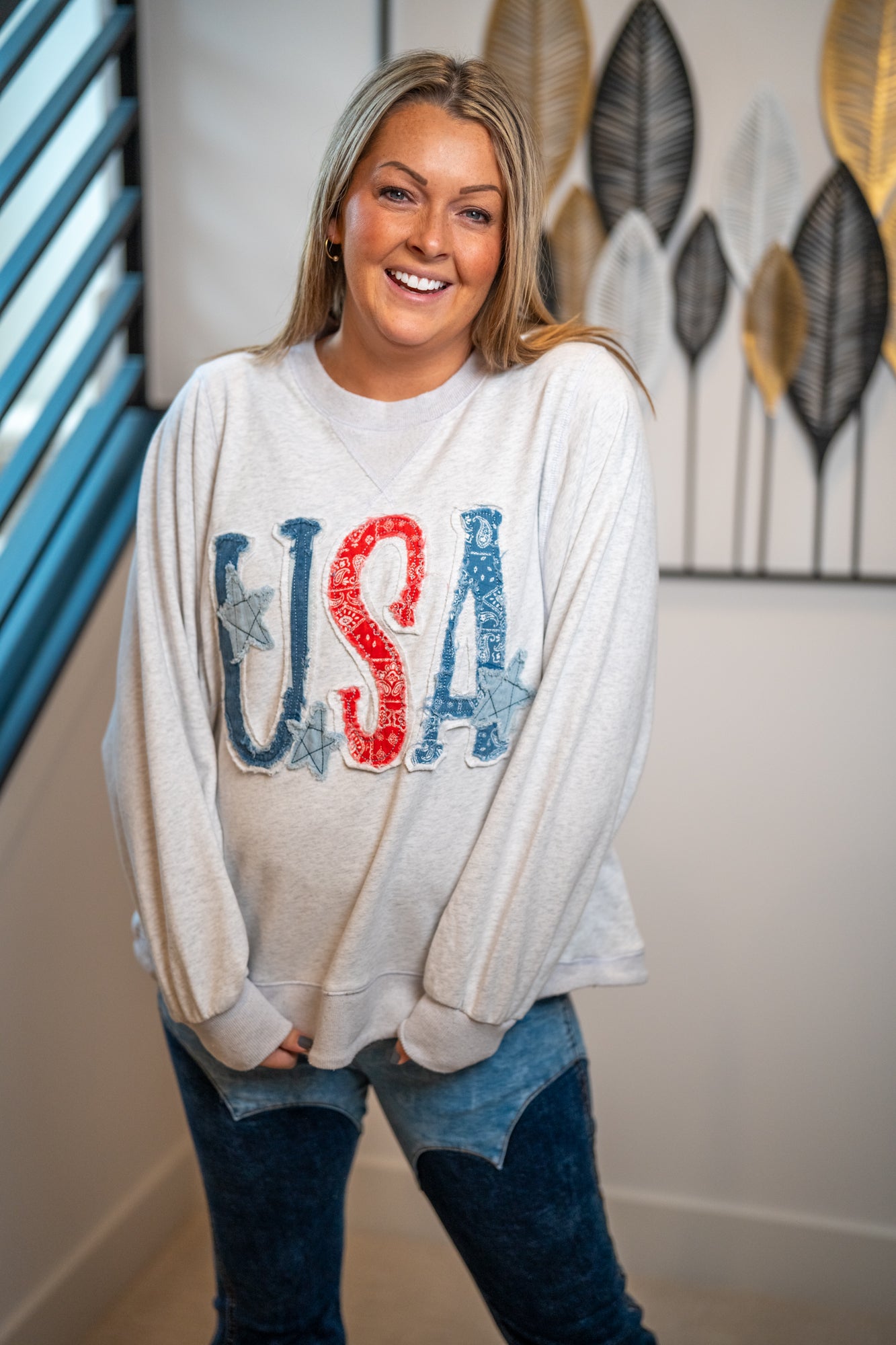 Easel USA Sweatshirt - Buttercup Lynne Boutique