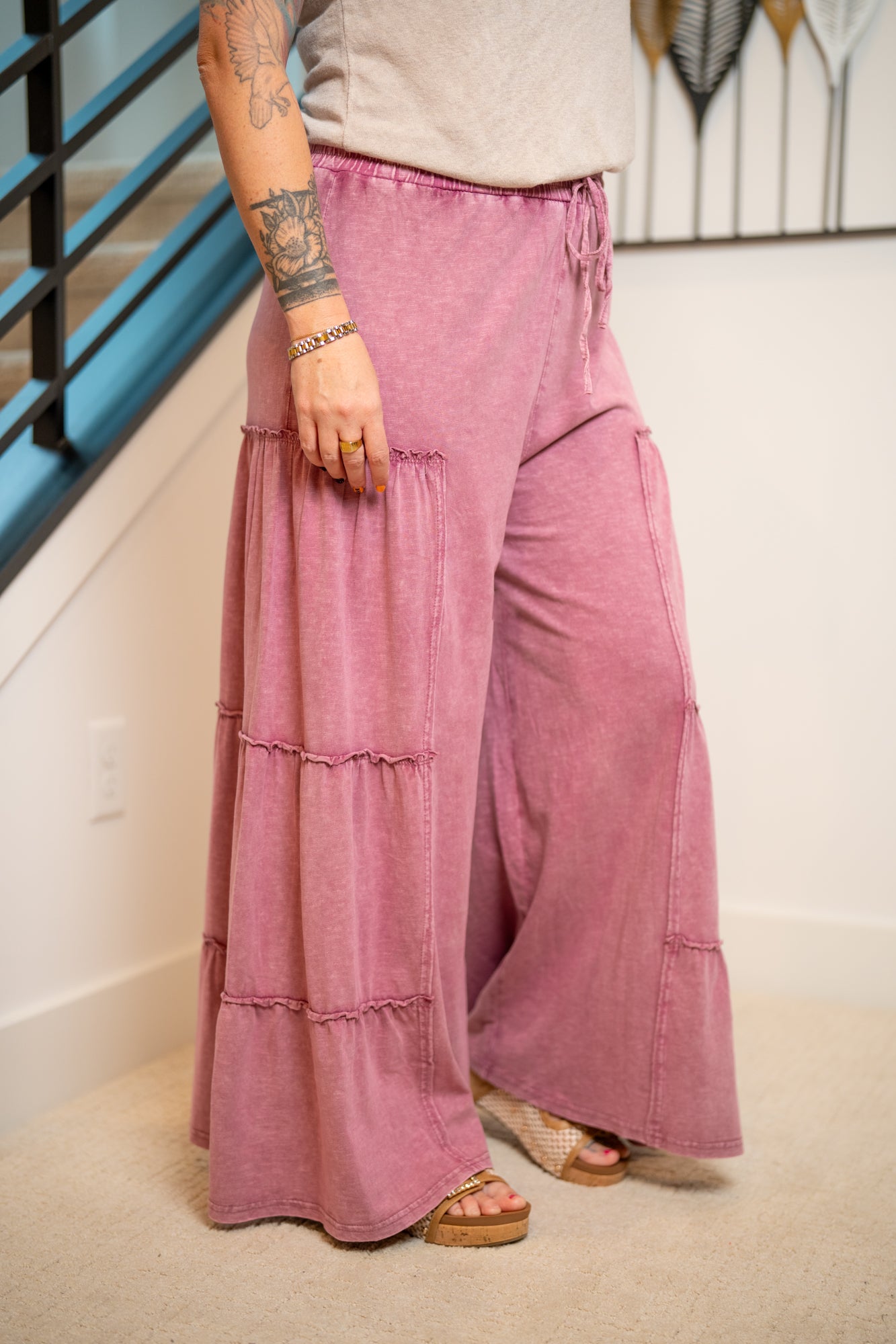 Easel Mineral Washed Tiered Pants