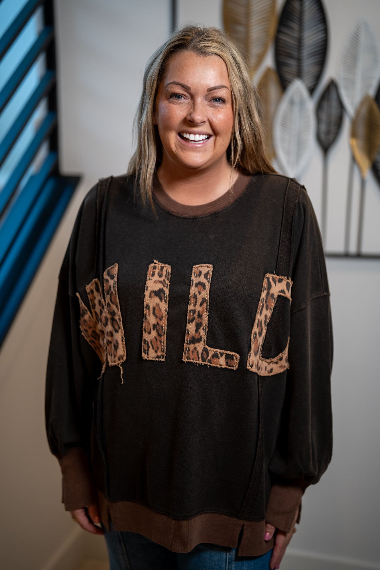 Easel Oversized "Wild" Pullover