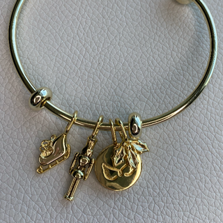 Jolly Holly Charm - Buttercup Lynne Boutique
